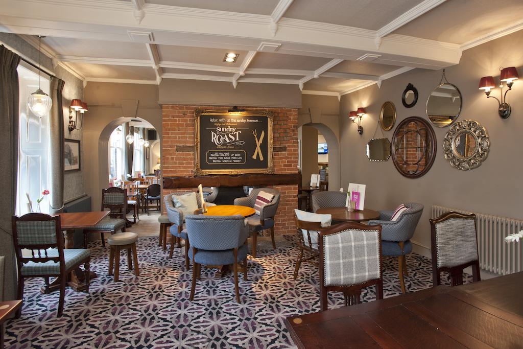 The Goddard Arms Hotel Swindon Eksteriør billede